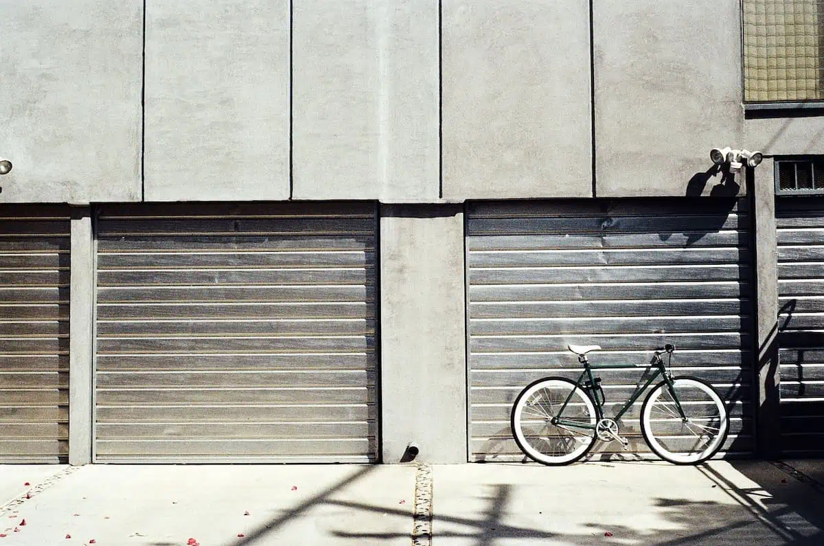 DIY Garage Door Repair: Safety Precautions to Keep in Mind!