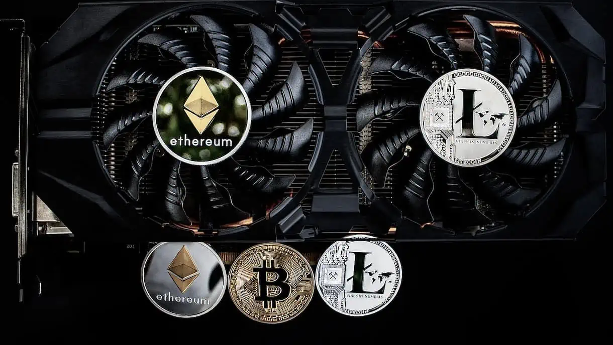 Cryptocurrency trading vs investing