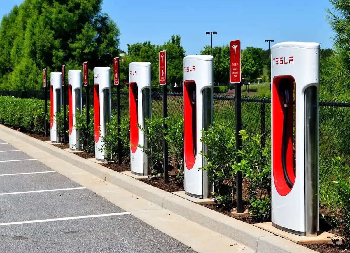 Electric Vehicle Charging Station